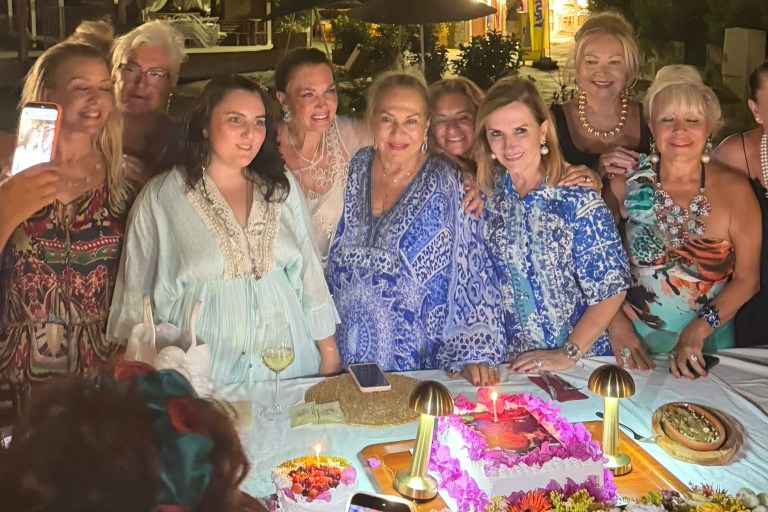 Sibel Vatandost�tan Bodrum�da Yaza Veda Daveti